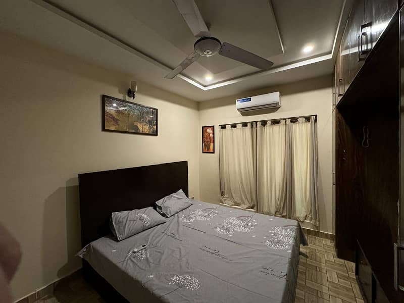 Bharia town phase8 for Rent flt furnishd avilabal VIP location mar 0