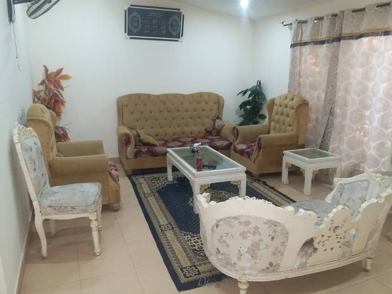 1 bed furnished flat avbale in bharia town phase 8 4