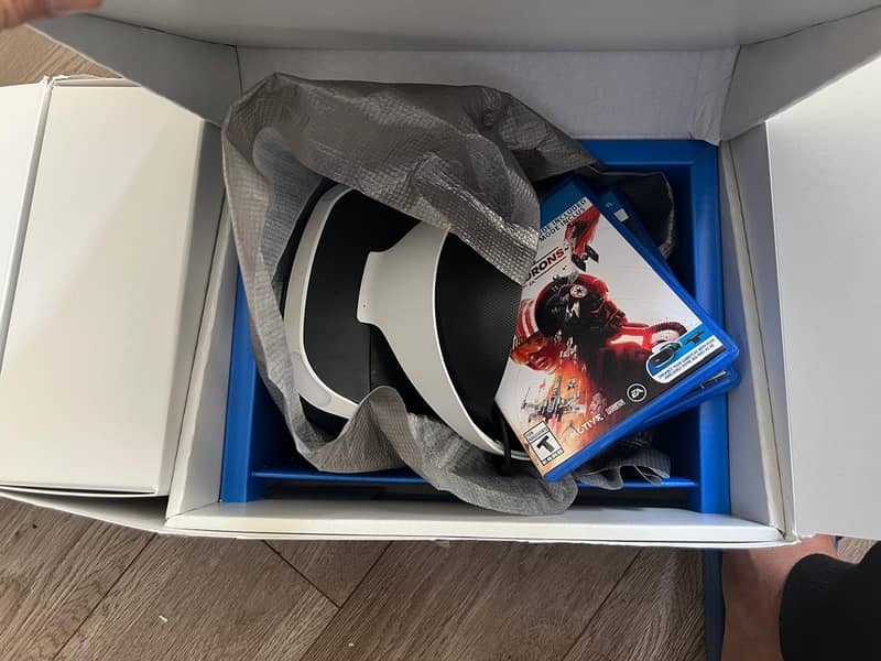 Playstation VR + Boxing Game 1