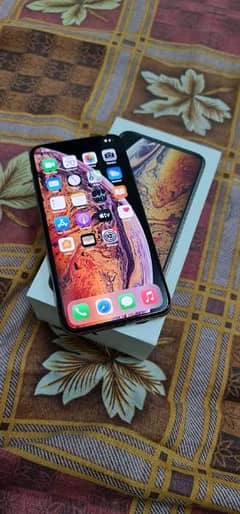 iphone xs max 256 PTA approved 03464632014Watsapp