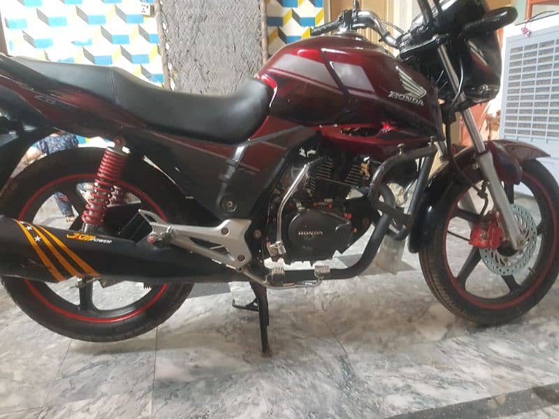 Honda CB150F 2022 3