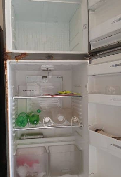 Dawlance Large Size Fridge 91996 2