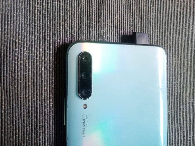 Huawei y9s 4