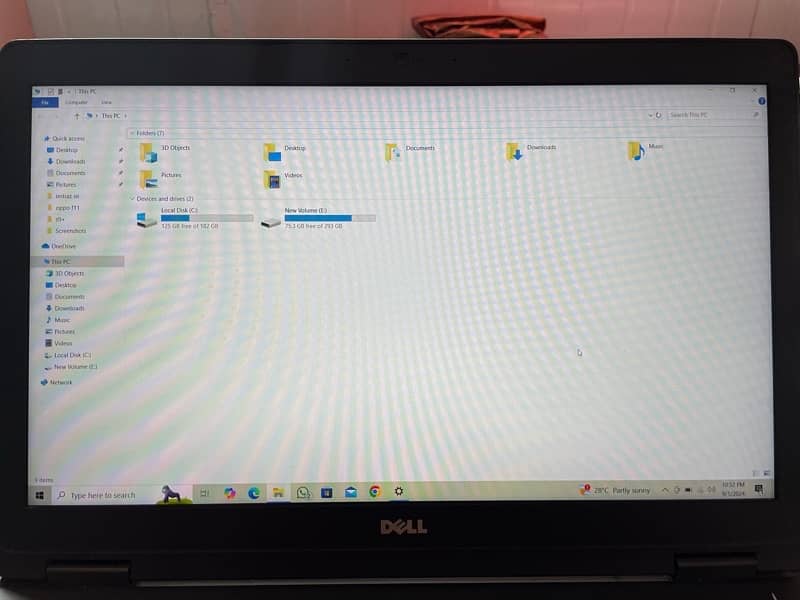 Dell precision 3520 Work station 6