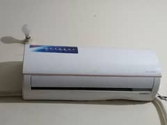 TCL DC inverter just 1 season used second season used ho Raha ha