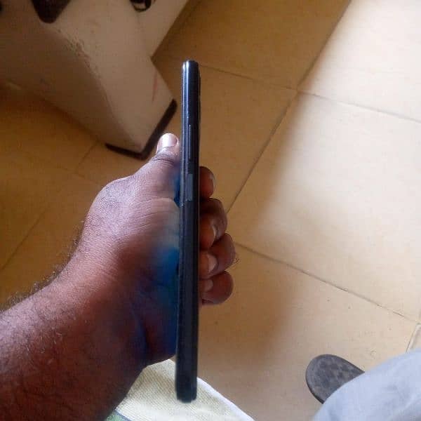 Infinix hot 12 6/128 1