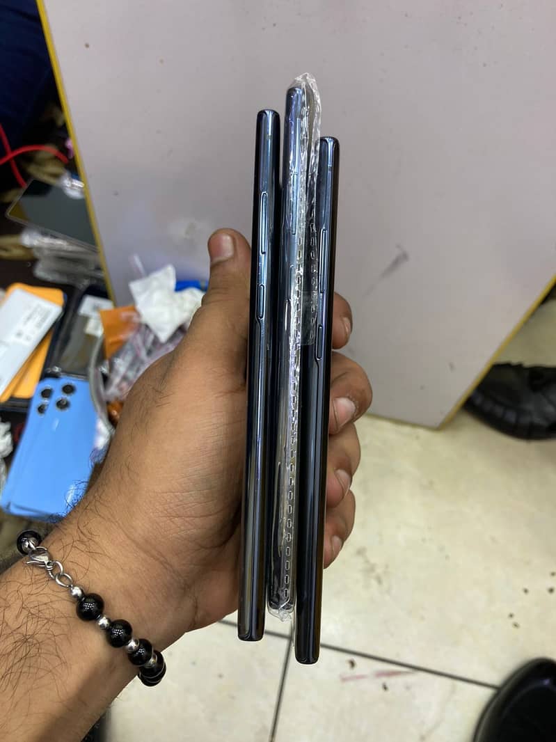 Samsung note 10 plus 5g 12/256 gb 4