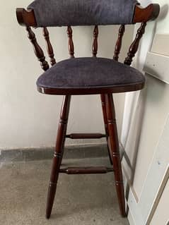 CHAIR FOR SALE IN GOOD CONDITION