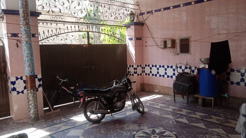 9.5 Marla Triple Story Prime Location House For Sale In G. T Road Okara 6