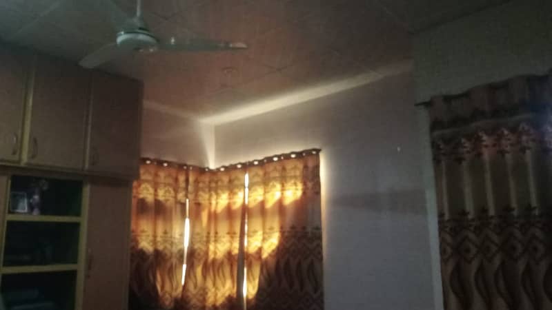 9.5 Marla Triple Story Prime Location House For Sale In G. T Road Okara 10