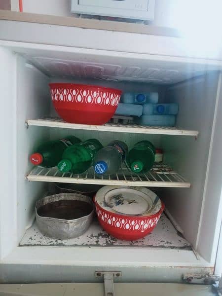 PEL REFRIGERATOR MINT CONDITION. RS. 25000 2