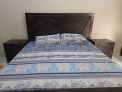 Bed / Bed set / double bed / bed set for sale / home furniture