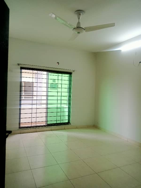 3 Bed House Available For Rent in Askari 11 Lahore 23