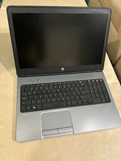 Hp intel core i 5  4 th gentriaon 8 gb ram 250 ssd  original charger