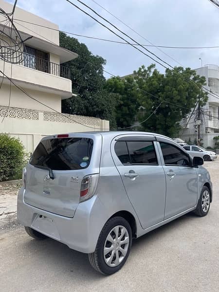 Daihatsu Mira 2015 1