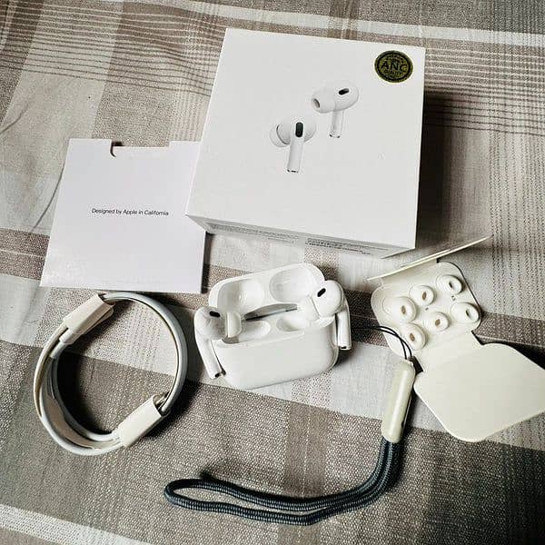 Airpods Pro 2nd Generation ANC (RECOMMENDED) 1