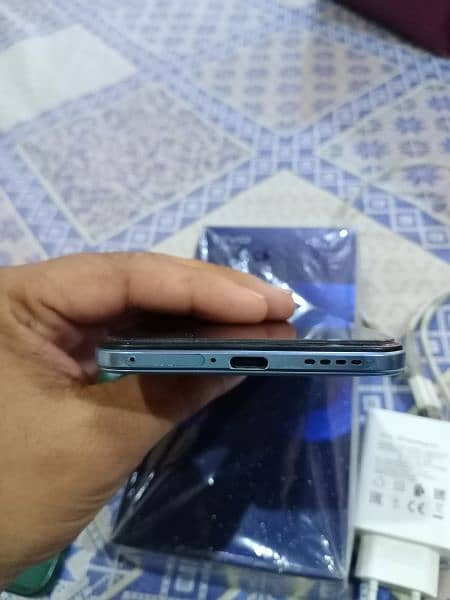 Vivo V23e 8+4GB Ram 256GB Rom 4