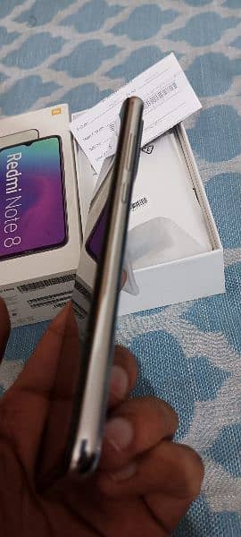 Xiaomi Redmi note 8 in lush Condition 10/10 4