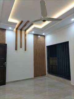 BRAND NEW 14 MARLA BASEMENT+ 3 FLOORS WITH 11 ROOMS HOUSE FOR RENT