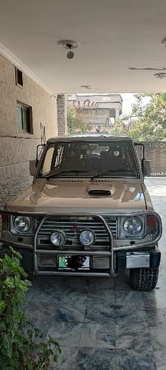 Mitsubishi Pajero 1989