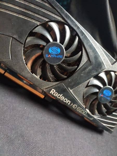 Sapphire Radeon HD 6950 3