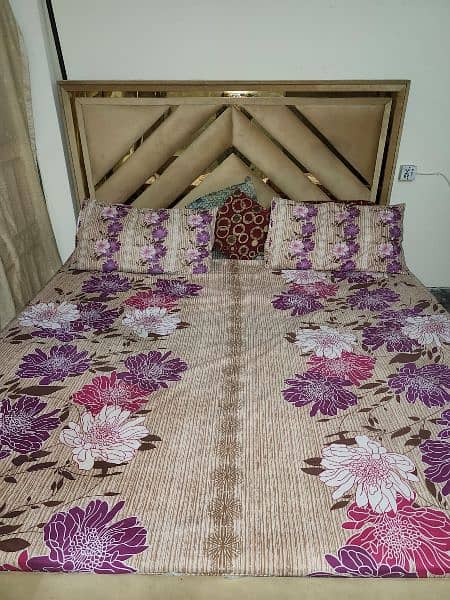 poshish Bed and wardrobe 3