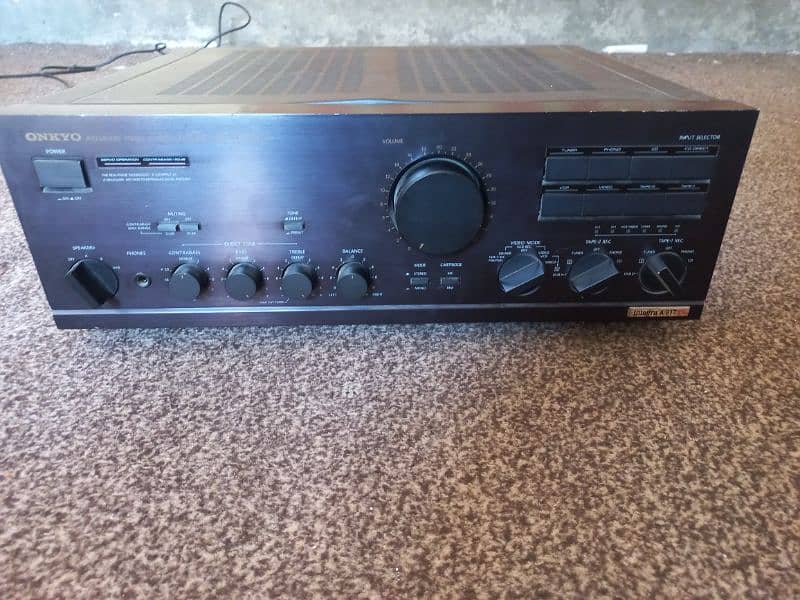 amplifier onkyo integra A 817 xx 1