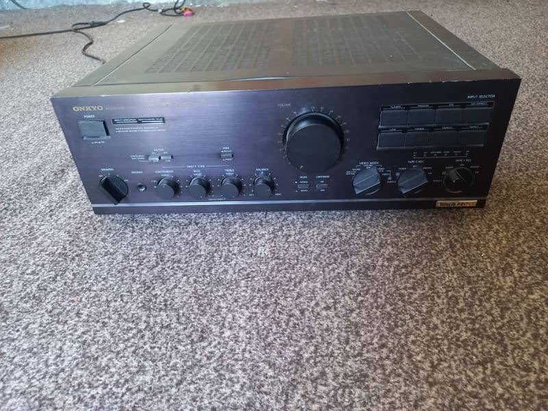 amplifier onkyo integra A 817 xx 2