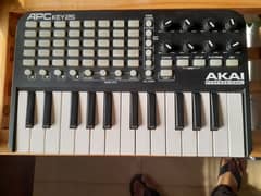 Akai Keyboard