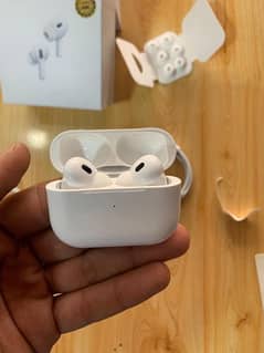 Air pod pro 2nd generation (R. s 2640+270tcs delivery fee)