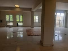 G11/1 minni markeet ground floor 1600sq open space available for rent