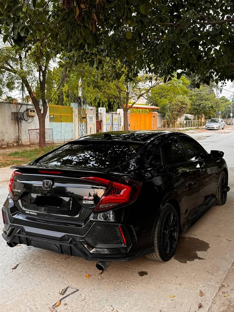 Honda  civic  RS Turbo 2019 Model 1