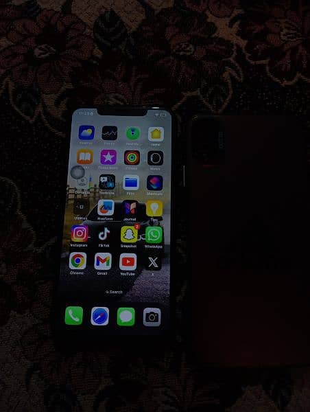 I phone xs max 256 3