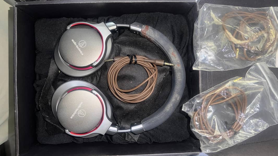 Technica ATH-MSR7 Headphone 9