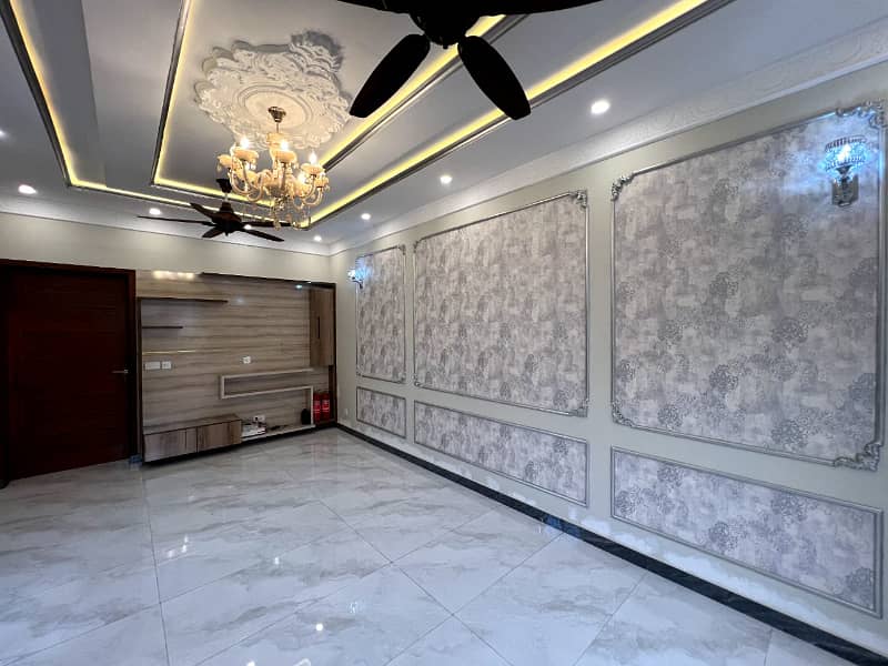 5 Marla Brand New Spanish House Available for Sale in DHA Rehbar phase 2 29