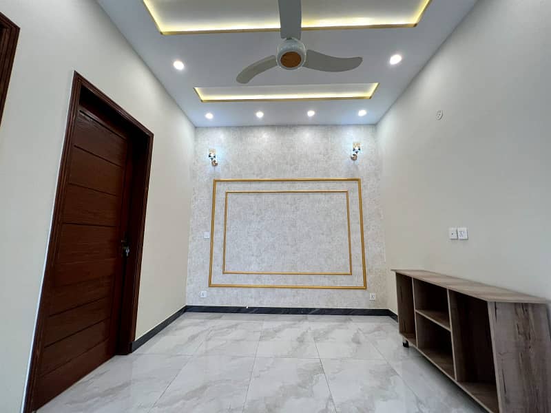 5 Marla Brand New Spanish House Available for Sale in DHA Rehbar phase 2 36