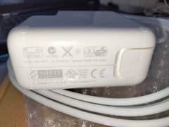 Apple MacBook Pro original charger 60watt