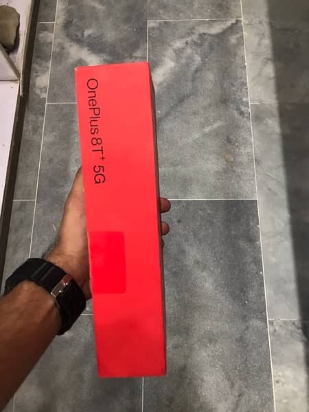 oneplus8t 8gb 256gb with box 4