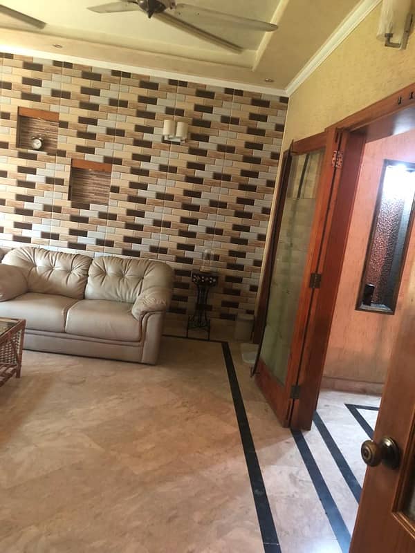 1 Kanal Solid Construction House For Sale in Wapda Town 21