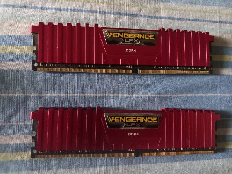 Corsair 16gb Ram stick 2400Mhz (8gb×2) 2