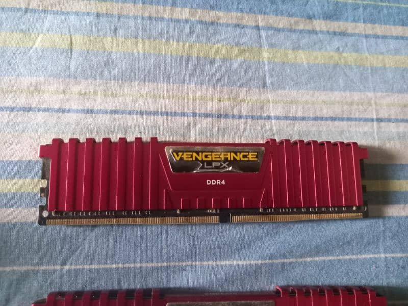 Corsair 16gb Ram stick 2400Mhz (8gb×2) 3