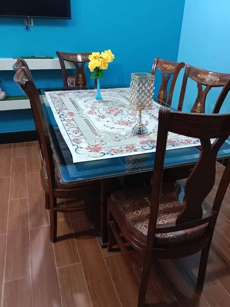 6 seater dinning table 7