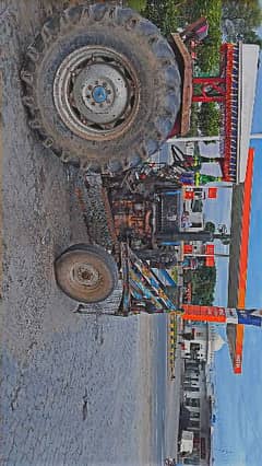 Tractor with Trali