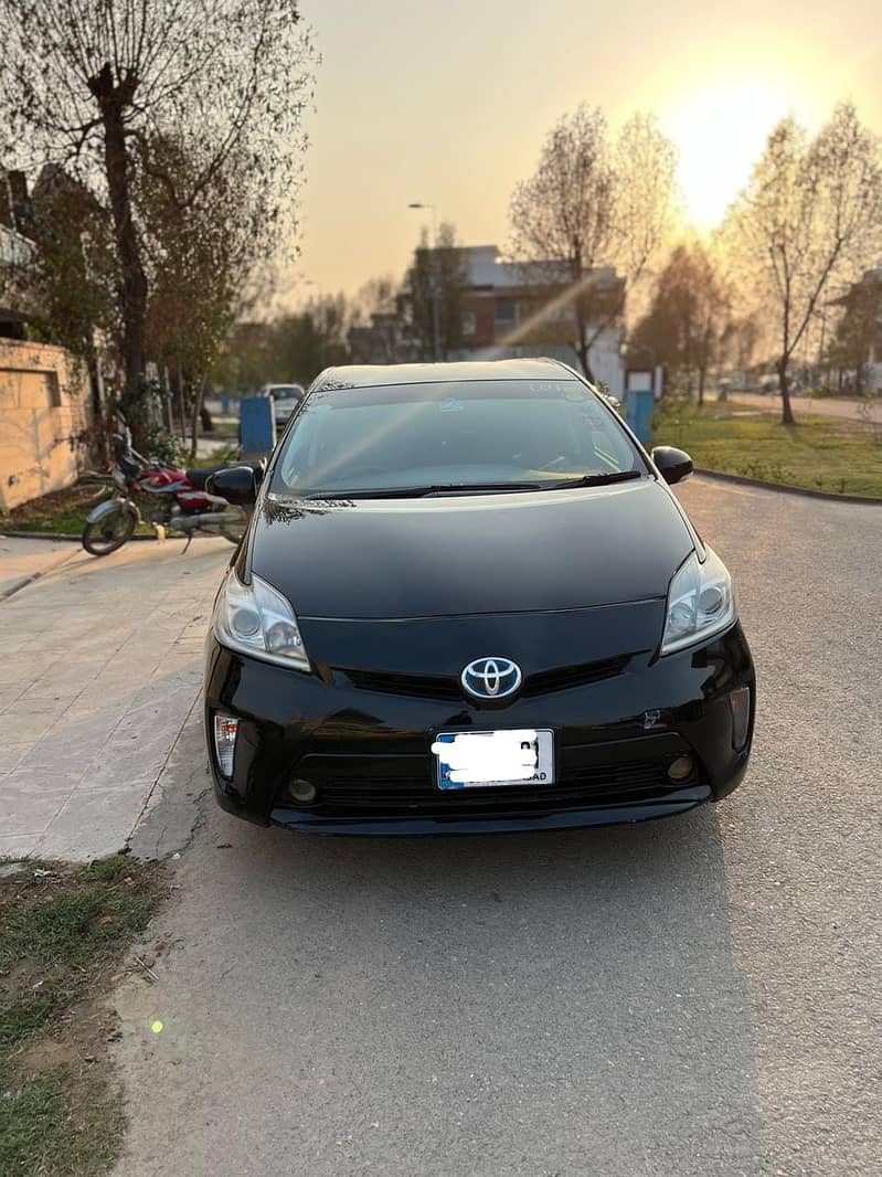 Toyota Prius S LED Edition 1.8 9