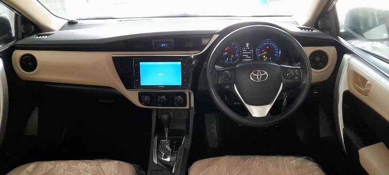 Toyota Corolla Altis 2018 4