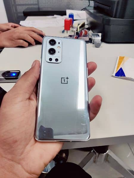 One plus 9 pro 5G 1