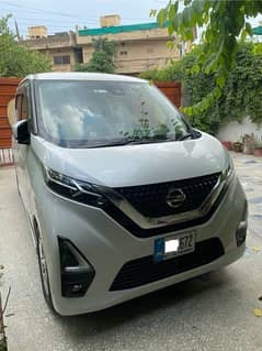 Nissan Dayz Highway Star hybrid 2020