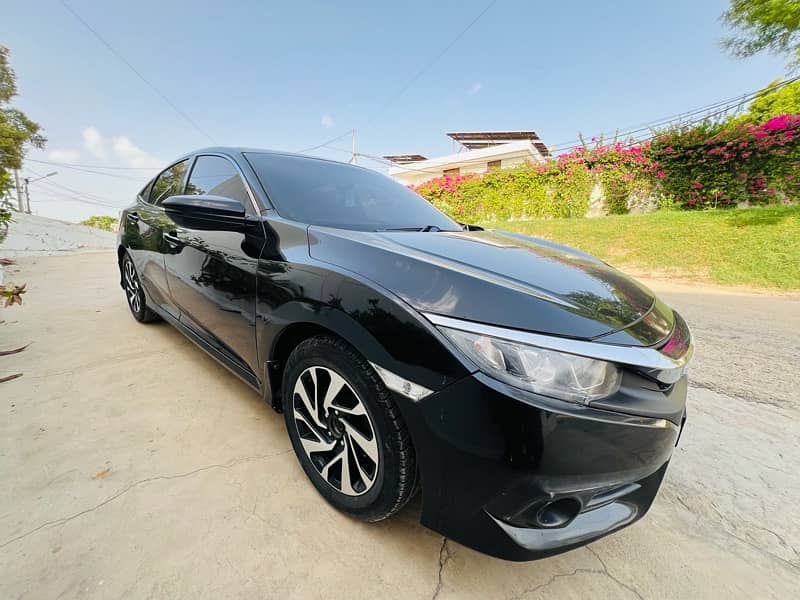 Honda Civic Oriel 2017 6