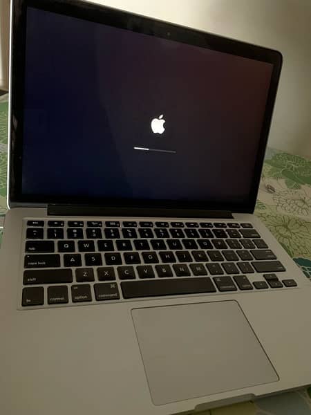 MACBOOK PRO EARLY (2015) 8