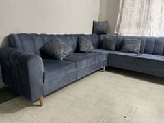 L-Shaped 6-Seater Sofa and 2 Chairs with Coffee Table for Sale 99500